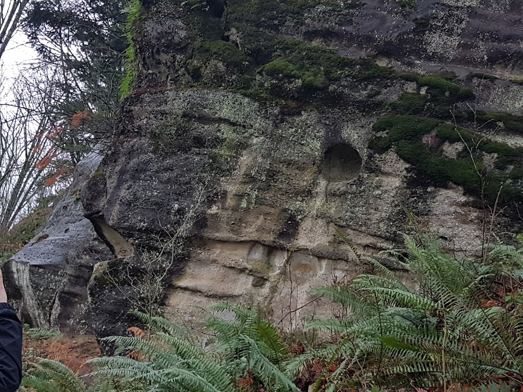McKee Peaks | Harvest Dr, Abbotsford, BC V3G 2Y6, Canada