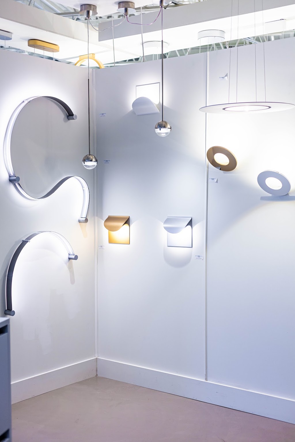 Zaneen Lighting | 30 Tycos Dr, North York, ON M6B 1V9, Canada | Phone: (416) 247-9221