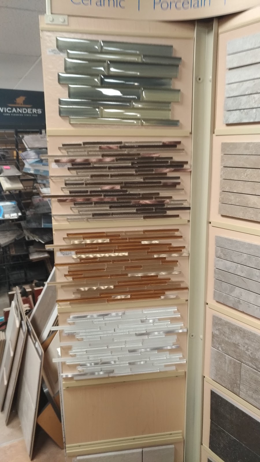Deka Home Building Centre | 545 Donald B. Munro Dr, Carp, ON K0A 1L0, Canada | Phone: (613) 839-3467