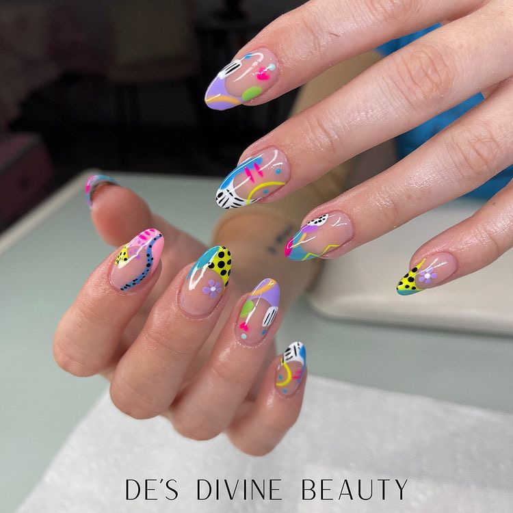 des divine beauty | 1090 Ralston Lp, Innisfil, ON L9S 0J9, Canada | Phone: (289) 380-0694