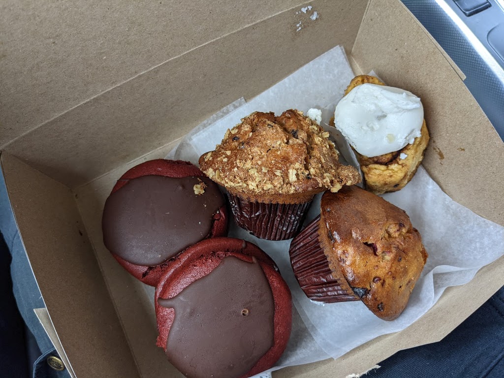 Bunners Bake Shop | 3054 Dundas St W, Toronto, ON M6P 1Z7, Canada | Phone: (647) 352-2975