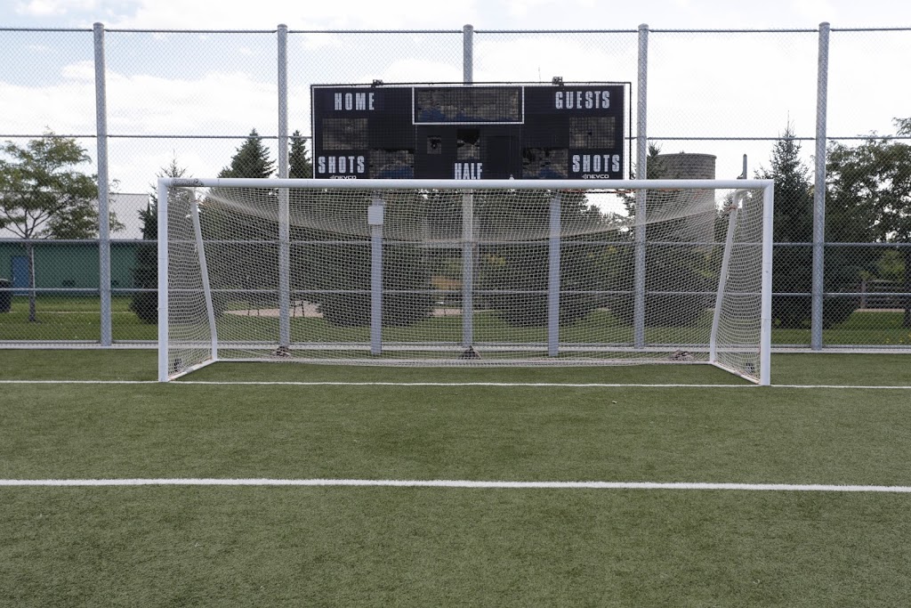 Richmond Green Sports Centre and Park | 1300 Elgin Mills Rd E, Richmond Hill, ON L4S 1M5, Canada | Phone: (905) 737-1236