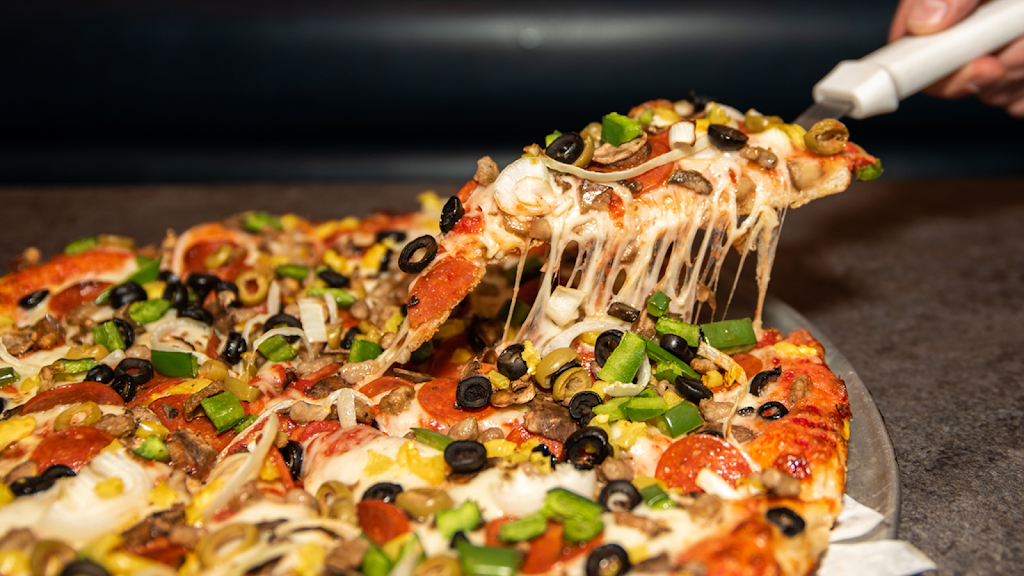 Say Cheese Pizza Company & The Comic Book Café | 1771 Love Rd #2, Grand Island, NY 14072, USA | Phone: (716) 775-0333