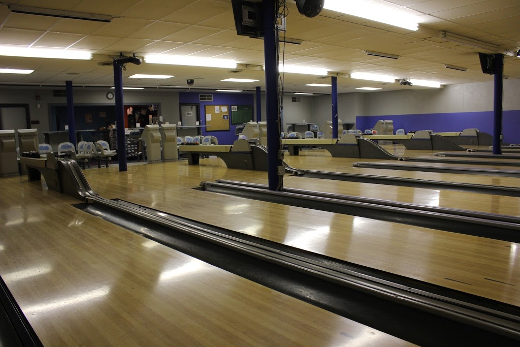 Billy Mosienko Lanes | 1136 Main St, Winnipeg, MB R2W 3S3, Canada | Phone: (204) 586-2416