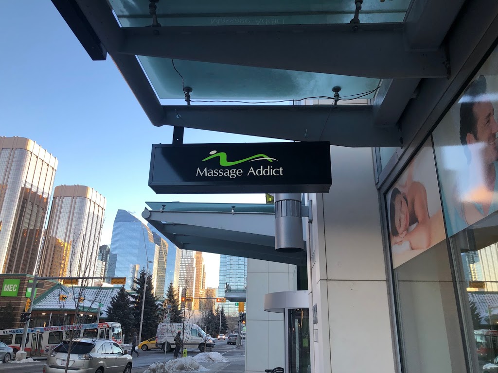 Massage Addict | 905 10 Ave SW, Calgary, AB T2R 0Z9, Canada | Phone: (587) 392-4330