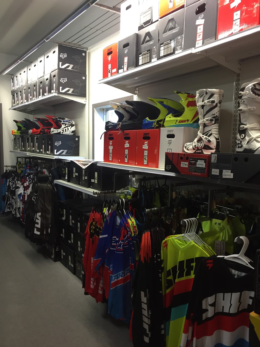 MotoEDGE | 15 Hume St, Plattsville, ON N0J 1S0, Canada | Phone: (519) 880-2664