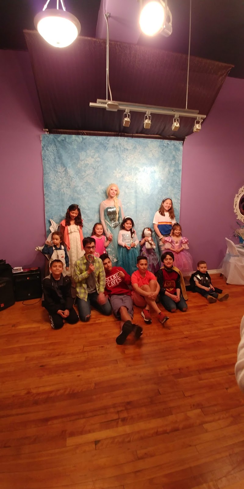 Image Party Place | 716 Garner Rd E, Ancaster, ON L9G 3K9, Canada | Phone: (289) 684-3907