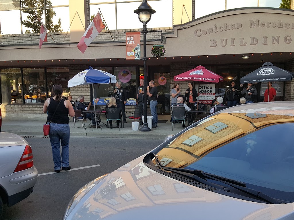 The Big Scoop | 3301 Cowichan Lake Rd Unit B, Duncan, BC V9L 4C2, Canada | Phone: (250) 597-3025