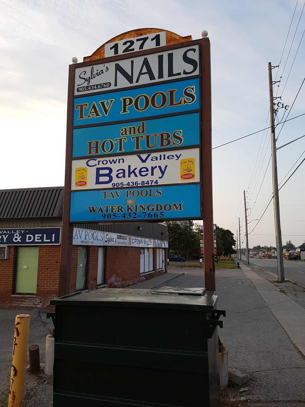 Crown Valley Bakery Inc | 1271 Simcoe St N, Oshawa, ON L1G 4X1, Canada | Phone: (905) 436-8474