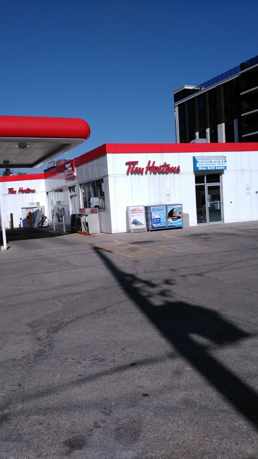 Petro-Canada | 151 Columbia St W, Waterloo, ON N2L 3L2, Canada | Phone: (519) 746-6911