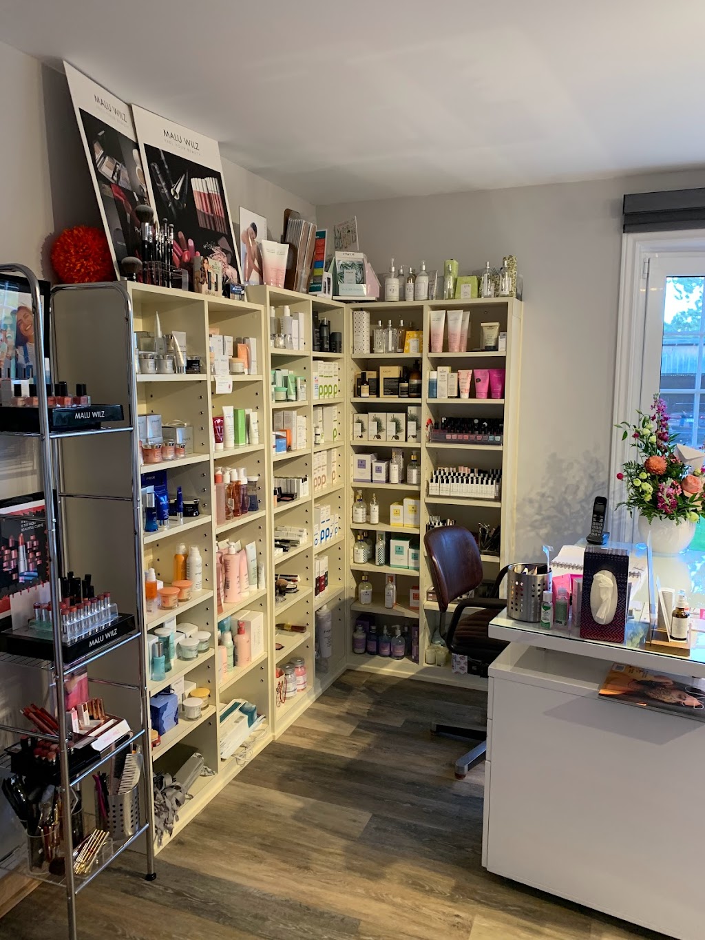 Jonathan & Company Hair Design And Esthetics | 2467 Snake River Line, Cobden, ON K0J 1K0, Canada | Phone: (613) 732-0975