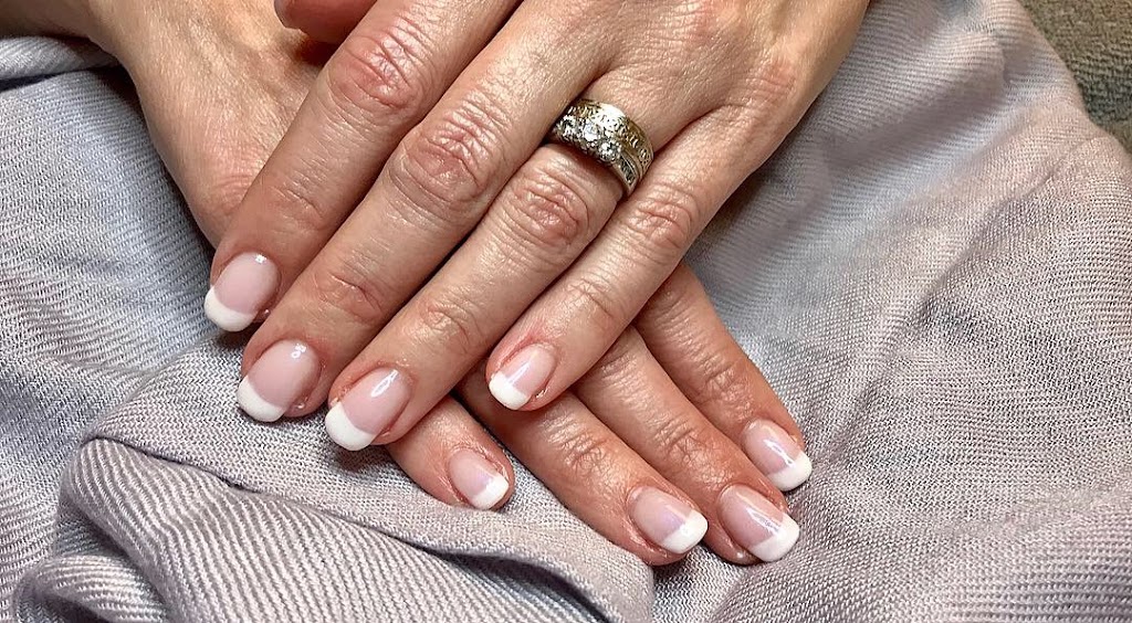 Simply Beautiful Esthetics | 4 Forest Hills Pkwy, Cole Harbour, NS B2W 5G7, Canada | Phone: (902) 435-1300