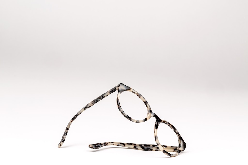 Netlooks Lunettes Sur Mesure | Parking du haut, 809 Route des Rivières local 204, Saint-Nicolas, QC G7A 2V2, Canada | Phone: (418) 831-1234