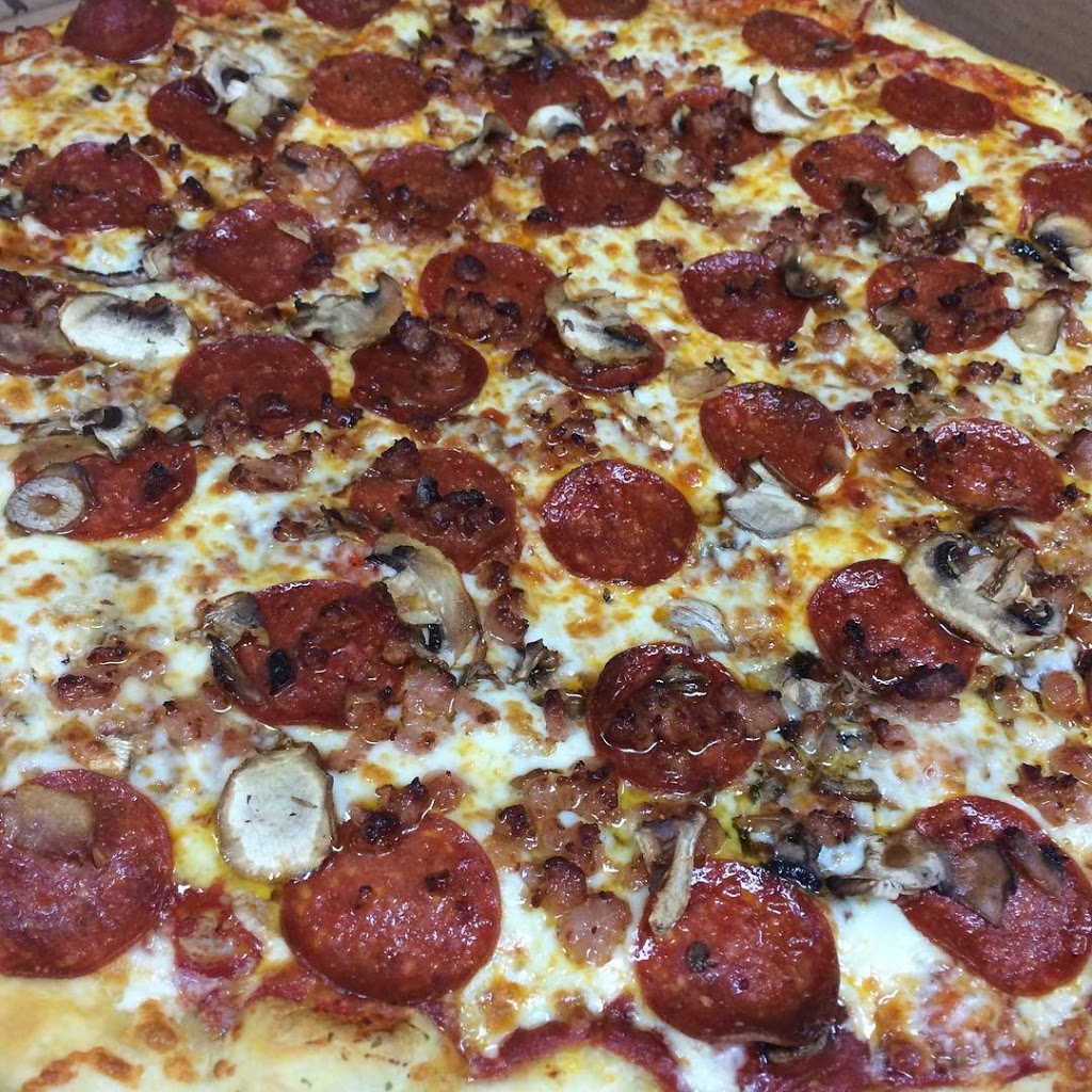 Triple A Convenience and Pizzeria | 6279 Jubilee Rd, Halifax, NS B3H 2G6, Canada | Phone: (902) 406-8888