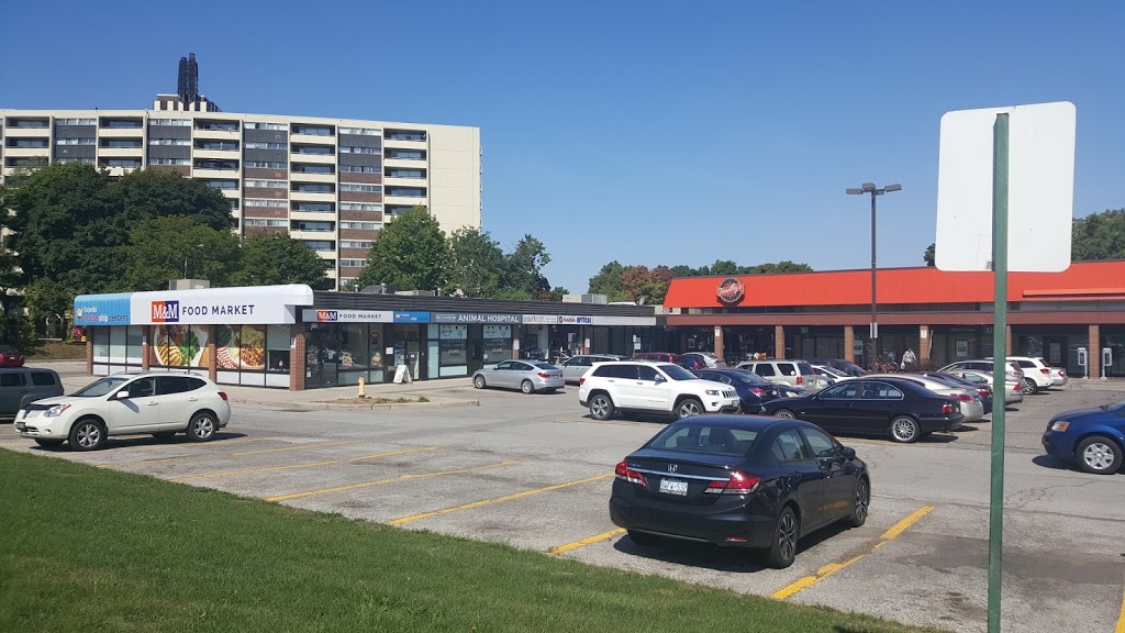 Richview Square | 250 Wincott Dr, Etobicoke, ON M9R 2R5, Canada | Phone: (416) 255-8800