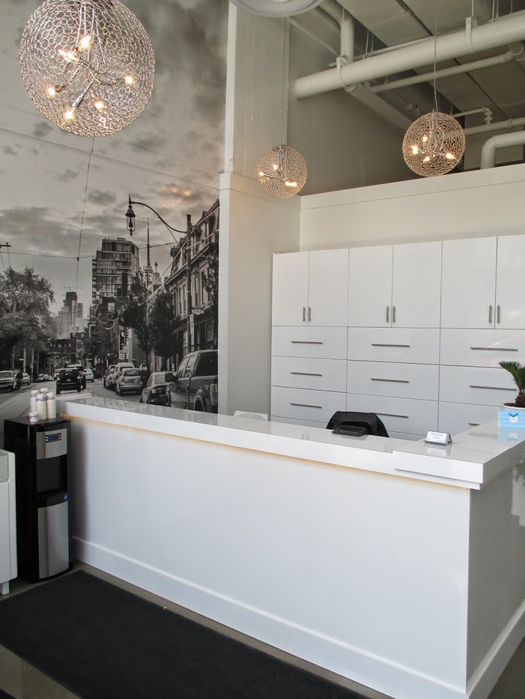 District Dental | 514 King St E, Toronto, ON M5A 1M1, Canada | Phone: (416) 546-4895