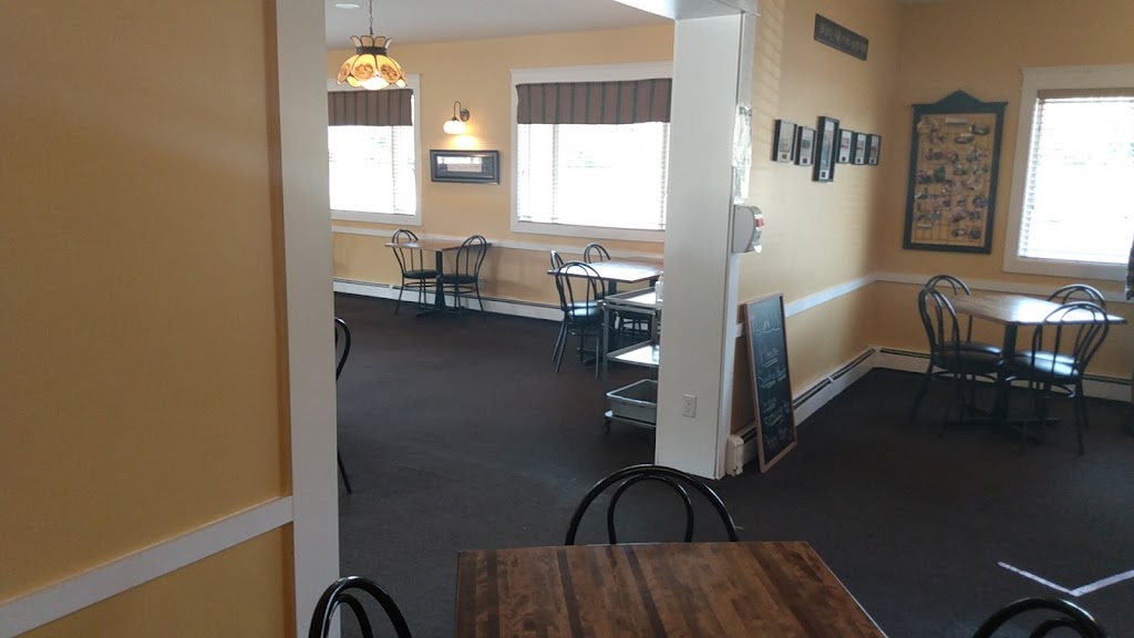 The Big Scoop | 13616 Nova Scotia Trunk 1, Middleton, NS B0S 1P0, Canada | Phone: (902) 825-4526