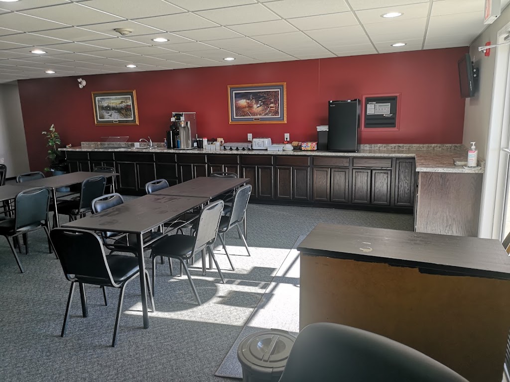Come On Inn Suites Ltd | Macoun Rd, Midale, SK S0C 1S0, Canada | Phone: (306) 458-2646