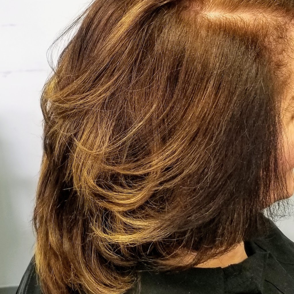 Marcias Hair Salon and Accessories | 84 Galt St, Guelph, ON N1H 3G7, Canada | Phone: (226) 962-5421