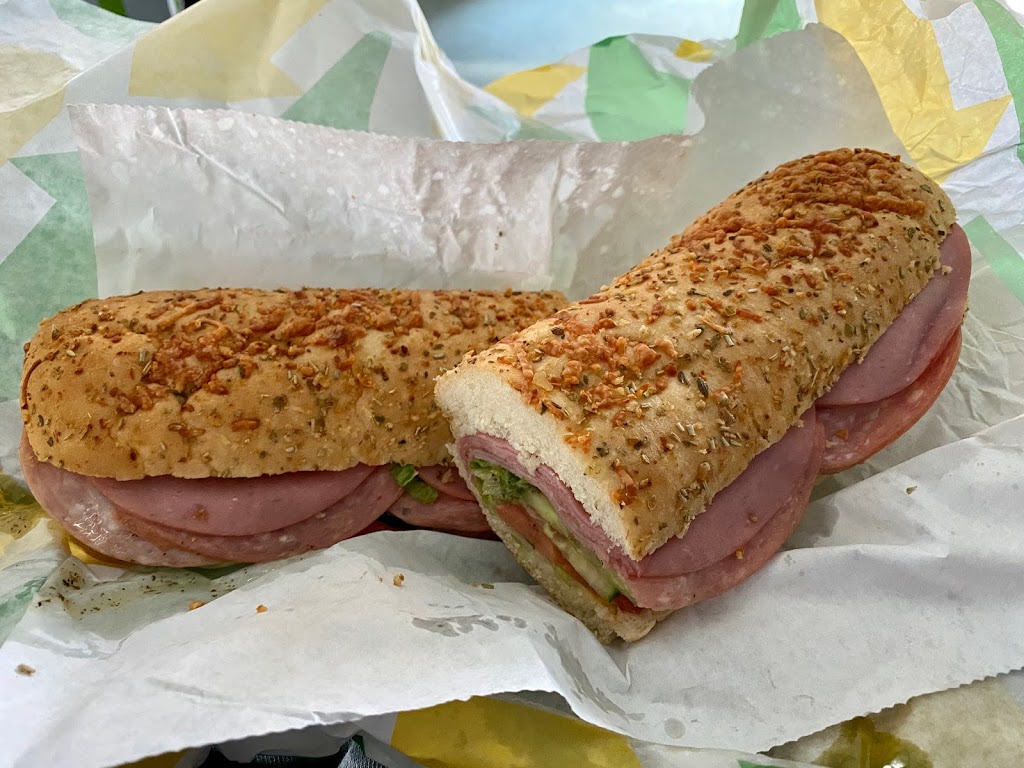 Subway | 815 Major Mackenzie Dr E Unit #14, Richmond Hill, ON L4C 9X2, Canada | Phone: (905) 508-6757