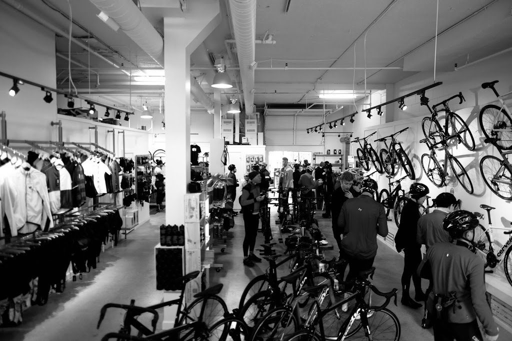 Bicicletta West Vancouver | 1437 Clyde Ave, West Vancouver, BC V7T 1E9, Canada | Phone: (604) 925-2453