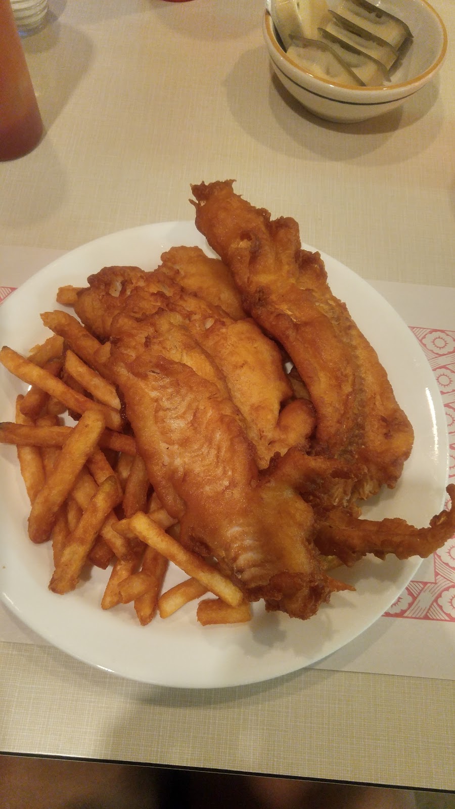 Bayview Restaurant (Margies) | 13 Main St, Joggins, NS B0L 1A0, Canada | Phone: (902) 251-2224
