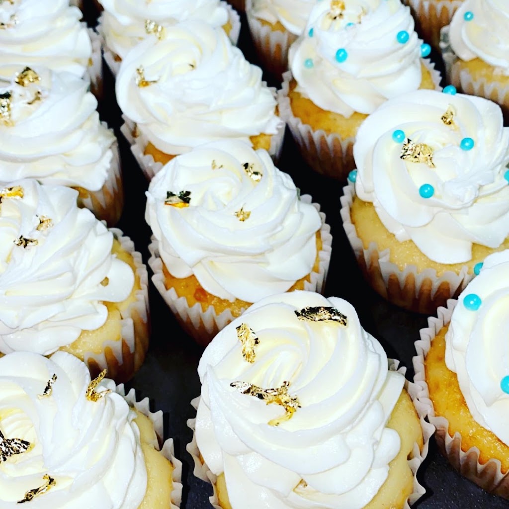 Frosted Baked Goods | 37 Queen St S, Tottenham, ON L0G 1W0, Canada | Phone: (647) 207-0453