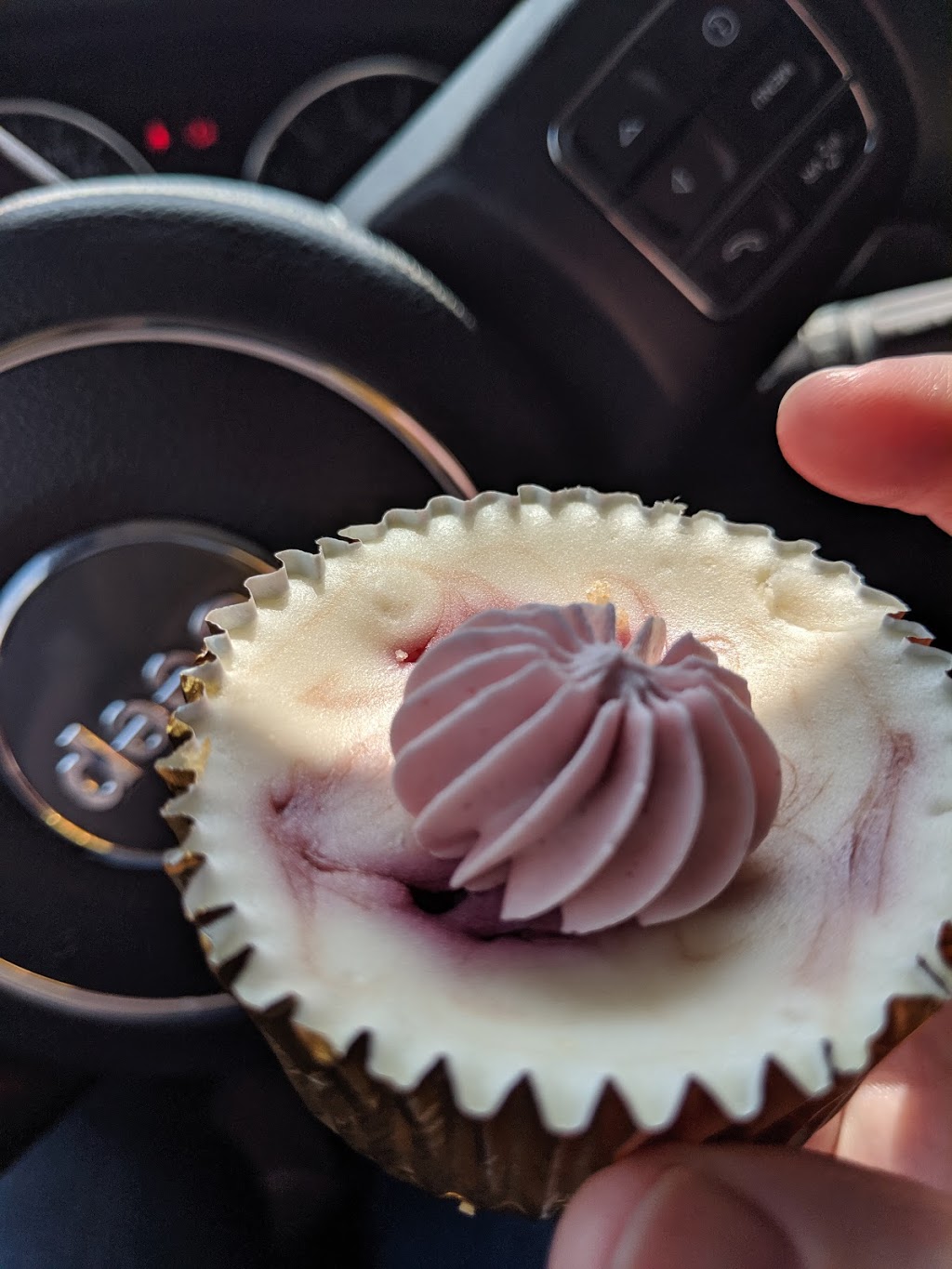 The Dessert Room | 1048 King St W, Hamilton, ON L8S 1L5, Canada | Phone: (905) 524-2323