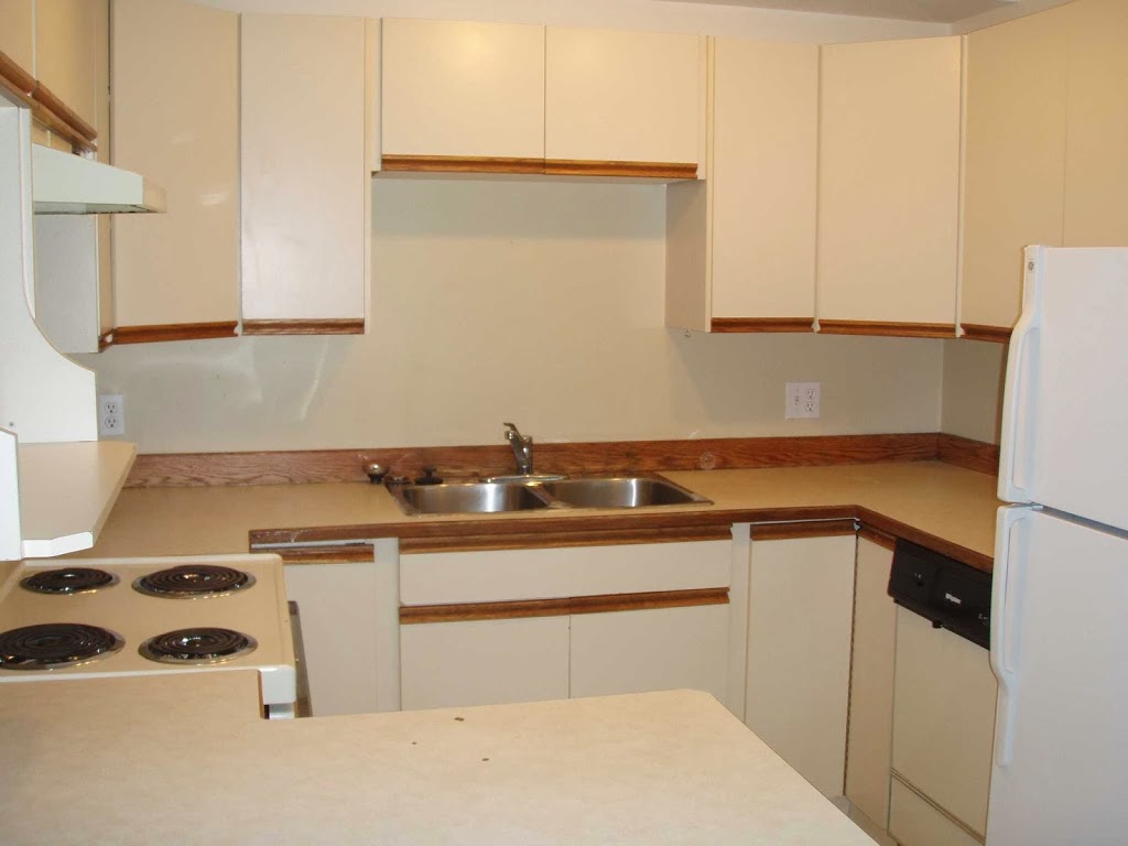 Brentwood Apartments | 19220 119 Ave, Pitt Meadows, BC V3Y 2J9, Canada | Phone: (604) 465-9823