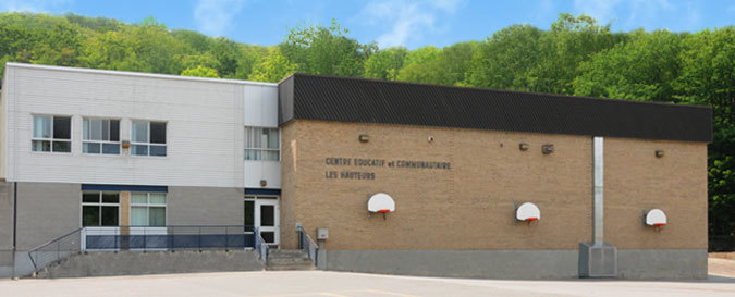 School Des Hauteurs | 30 Rue Bourget, Saint-Hippolyte, QC J8A 2M7, Canada | Phone: (450) 569-2023