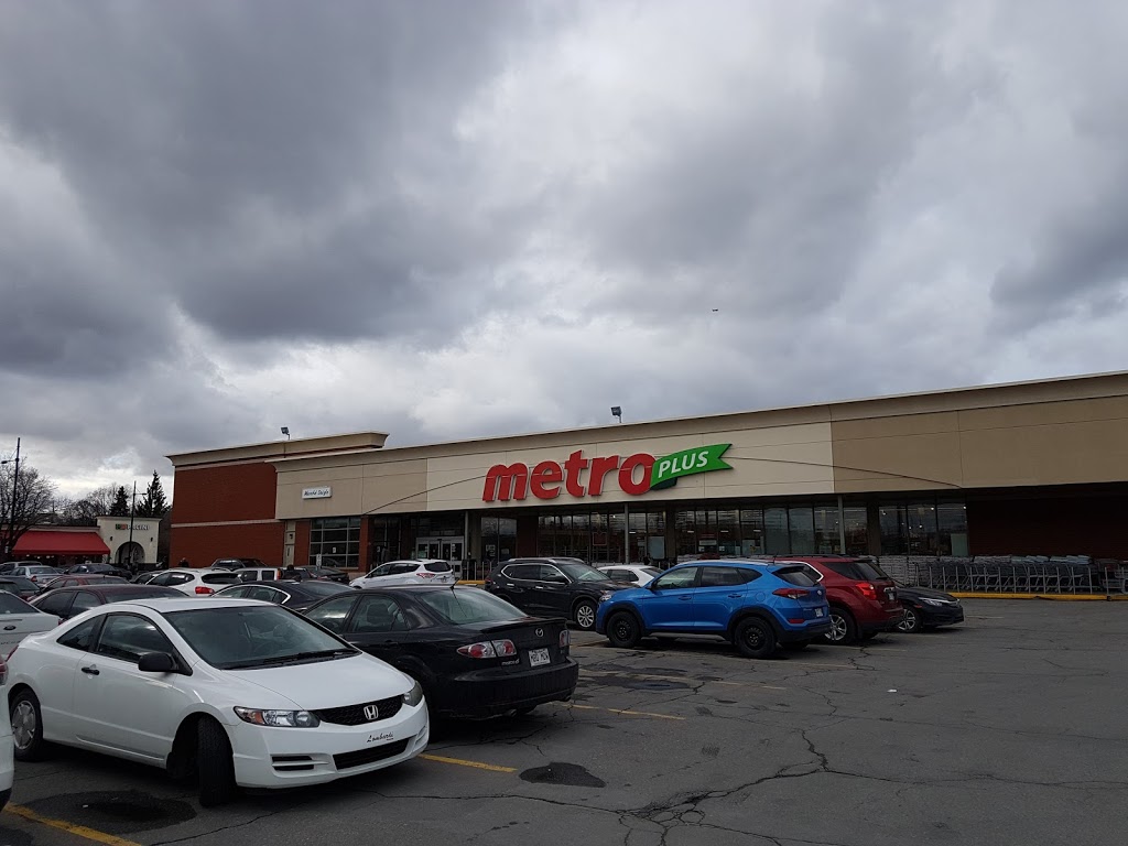 Centre commercial Domaine | 3235 Avenue de Granby, Montréal, QC H1N 2Z7, Canada | Phone: (514) 256-6764