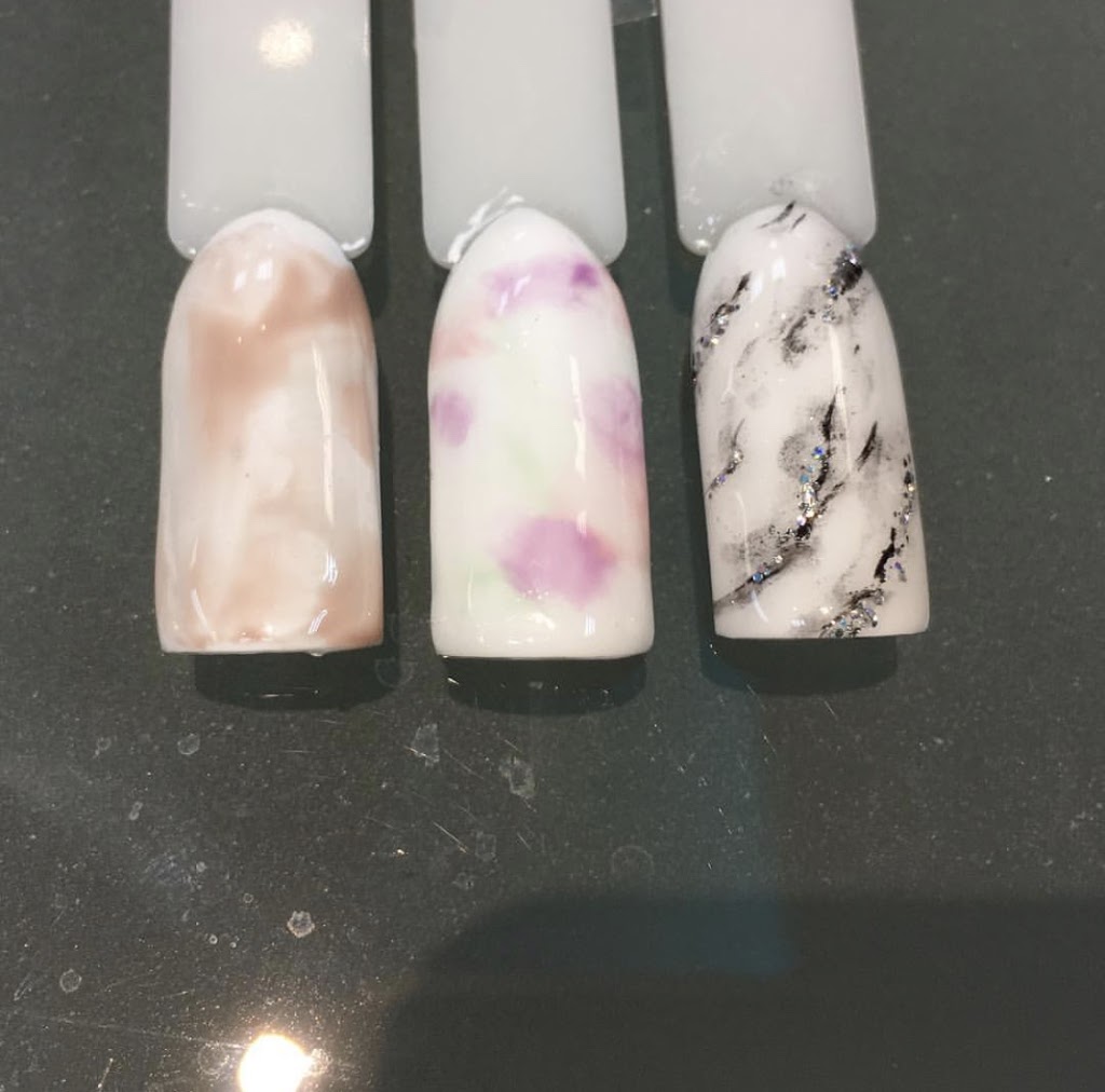 Iris Nails & Spa | 1500 Upper Middle Rd W, Oakville, ON L6M 3G3, Canada | Phone: (905) 469-9843