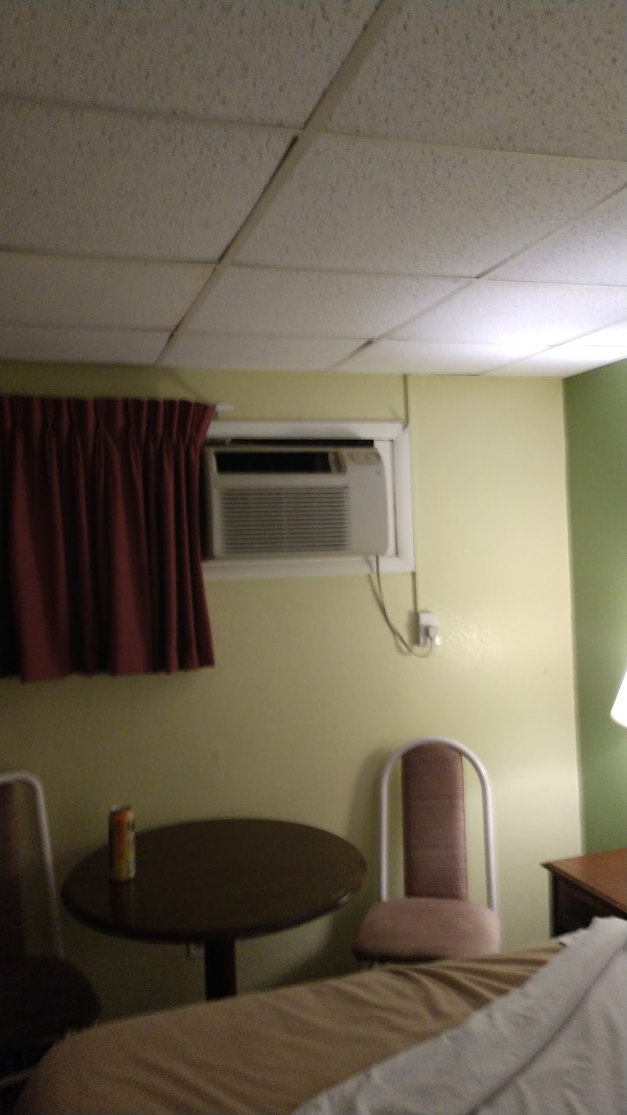 Red Carpet Inn | 6625 Niagara Falls Blvd, Niagara Falls, NY 14304, USA | Phone: (716) 283-2010