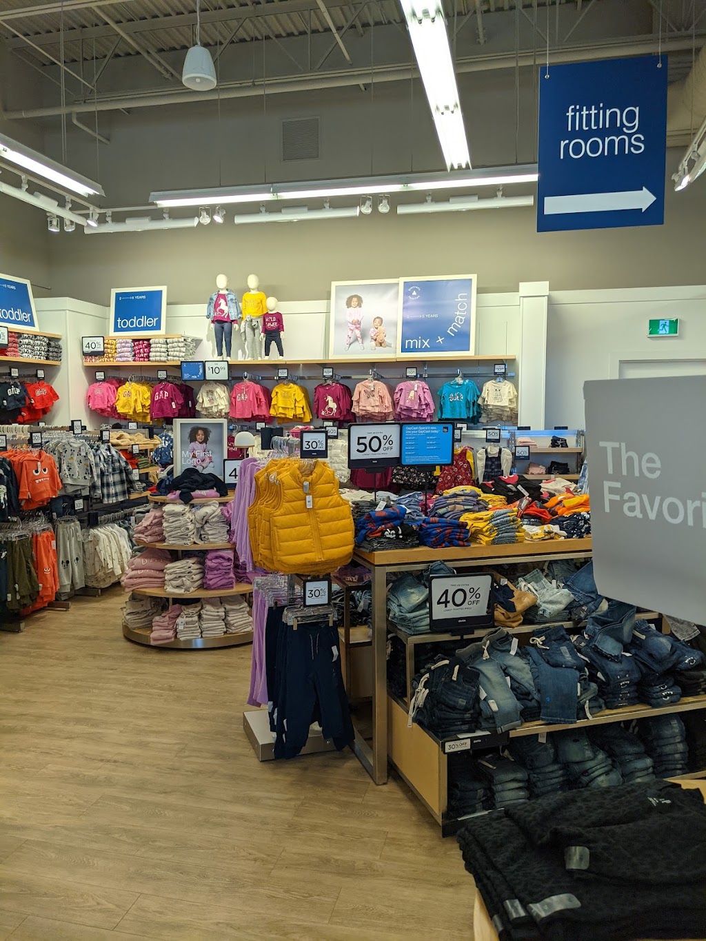 Gap Factory | 1230 Wellington Rd Suite 111, London, ON N6E 1M3, Canada | Phone: (548) 482-5796