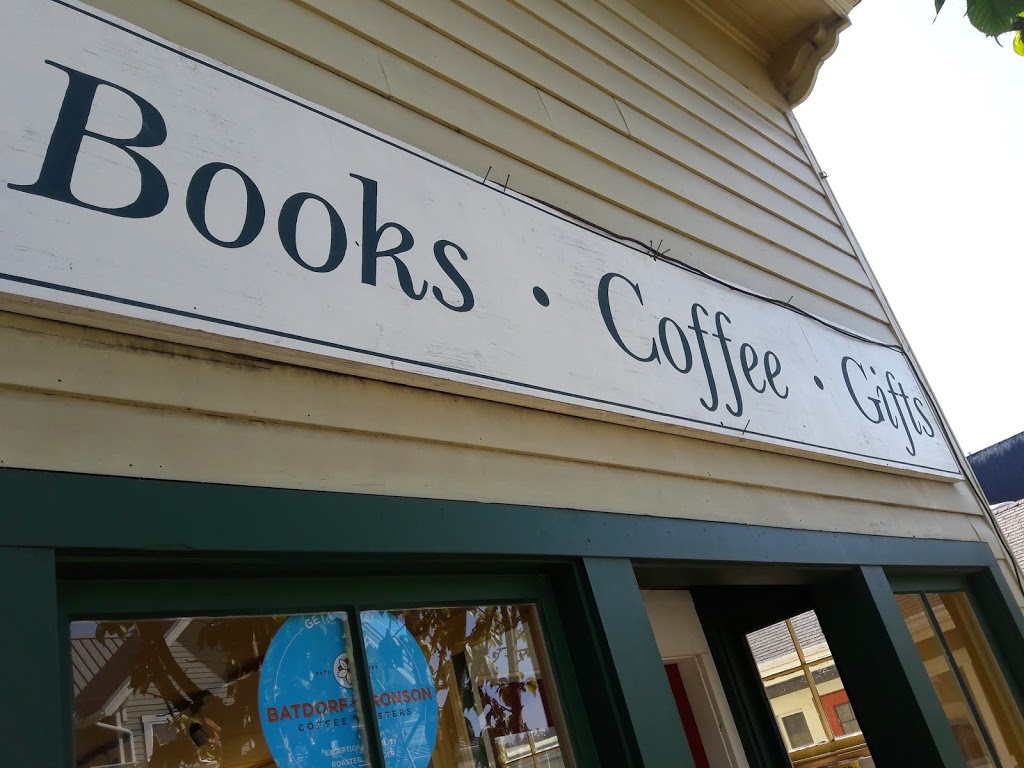 Darvills Book Store | 296 Main St, Eastsound, WA 98245, USA | Phone: (360) 376-2135