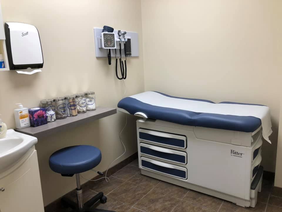 King Edward Medical Centre | 920 W King Edward Ave, Vancouver, BC V5Z 2E2, Canada | Phone: (604) 757-8387