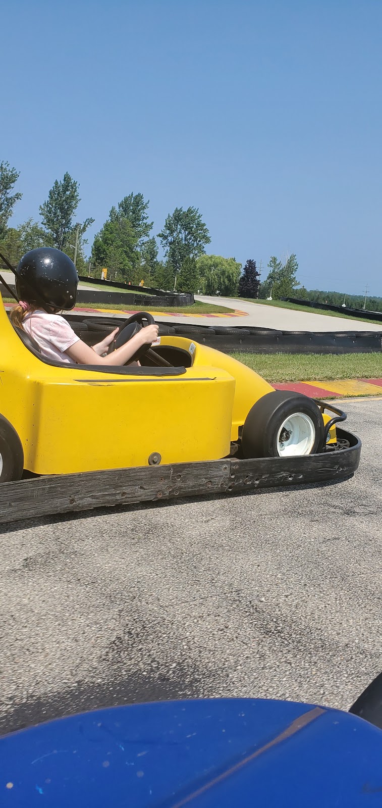 Family Funland | 1212 ON-21, Kincardine, ON N2Z 2X3, Canada | Phone: (519) 395-0360
