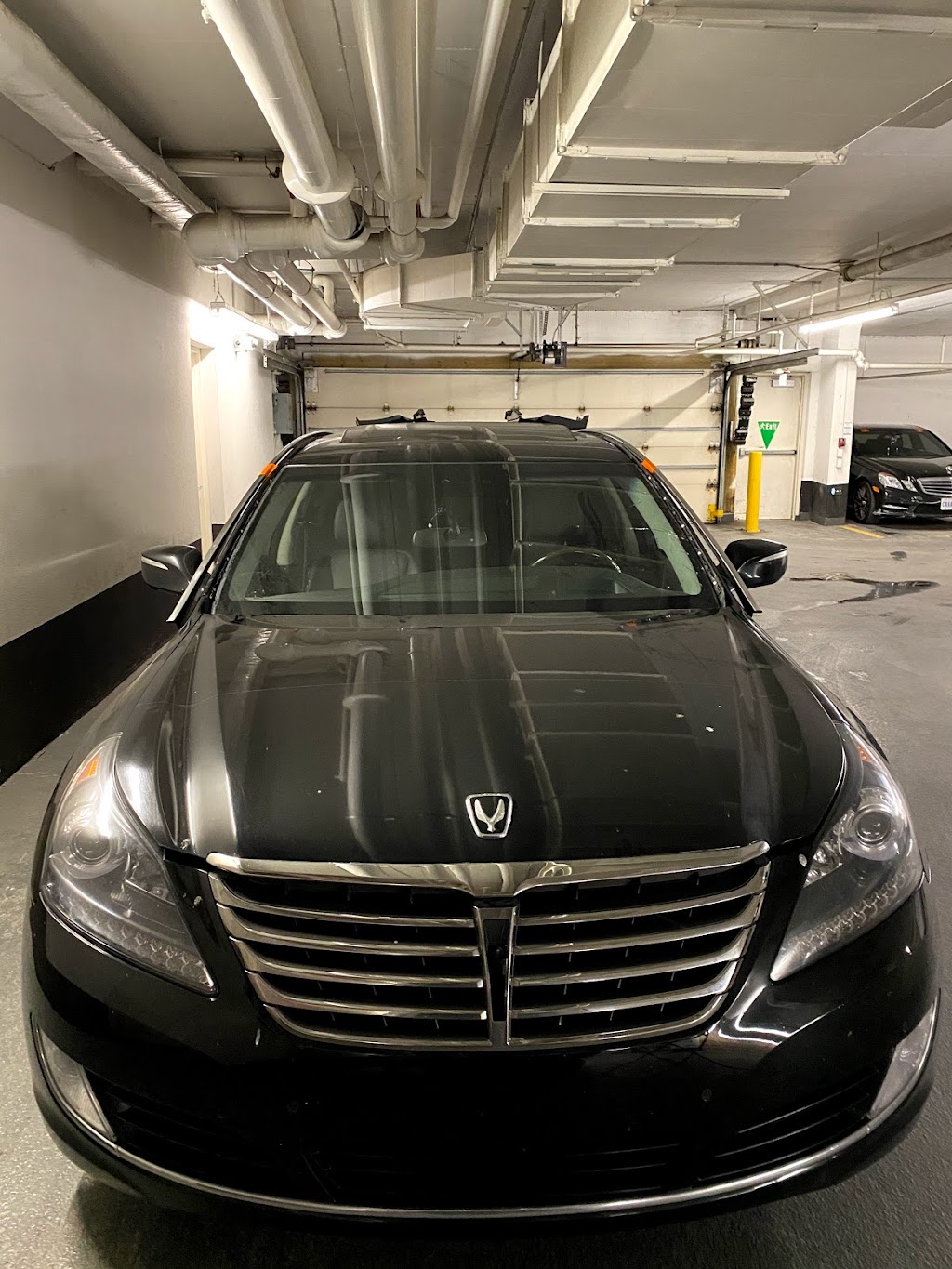 Axis Auto Glass | 1146 Barton St E, Hamilton, ON L8H 2V1, Canada | Phone: (888) 230-2947