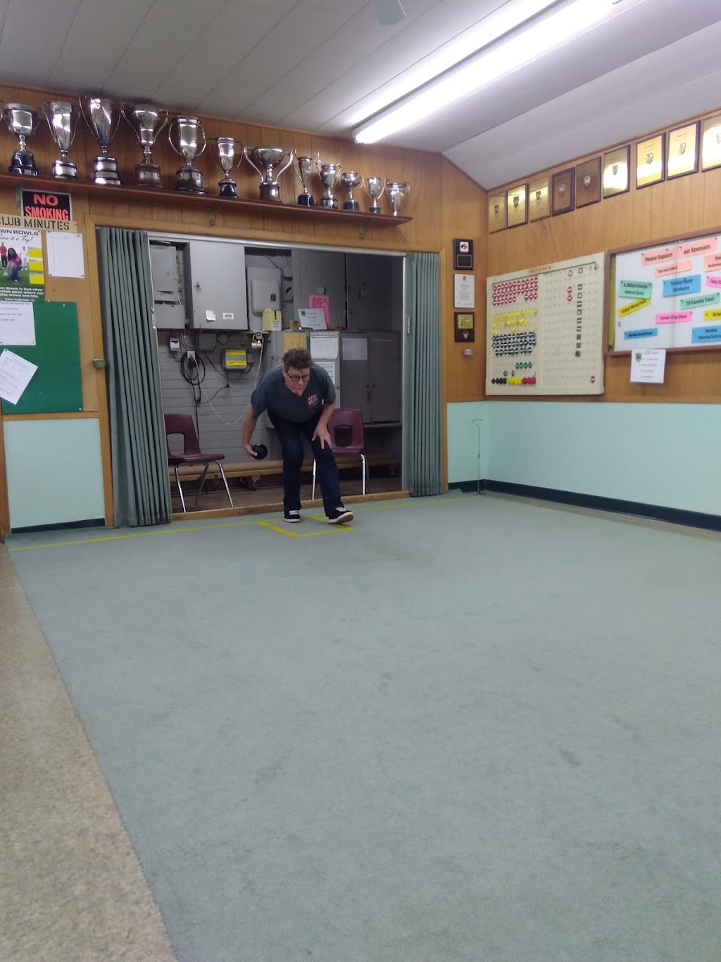 Elmwood Lawn Bowling Club | 17.5 Edward St, London, ON N6C 3G9, Canada | Phone: (519) 438-5695