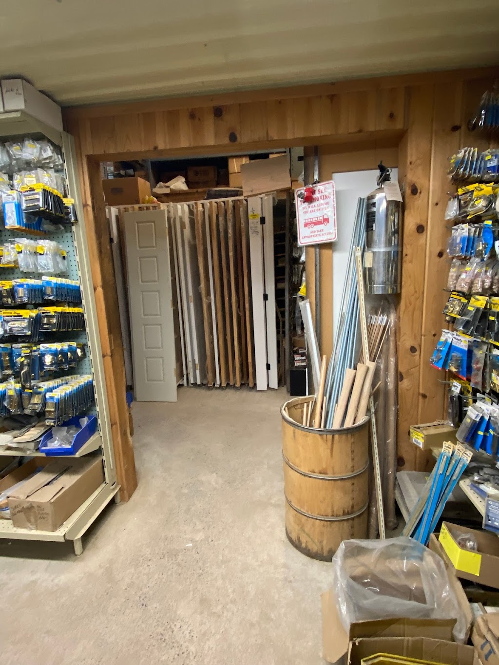 Mikes Hardware | 124 Priebe Rd, Pembroke, ON K8A 6W7, Canada | Phone: (613) 735-1928