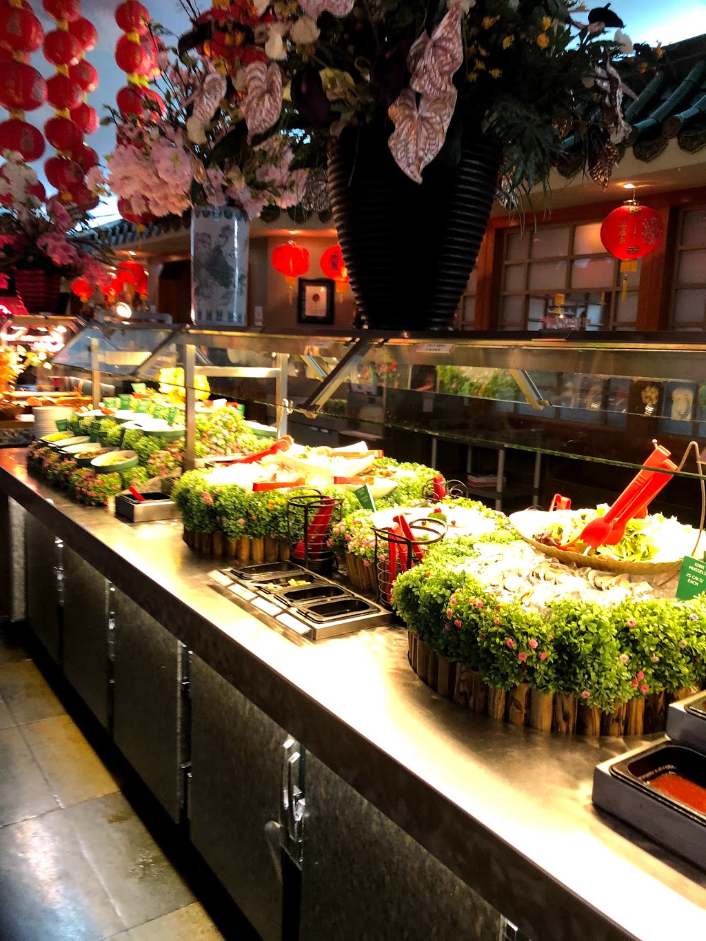Mandarin Restaurant Franchise Corporation | 8 Clipper Ct, Brampton, ON L6W 4T9, Canada | Phone: (905) 451-2222