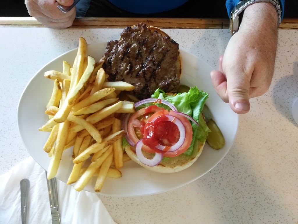 Tonys Family Diner | 195 Franklin Blvd, Cambridge, ON N1R 8H3, Canada | Phone: (519) 267-7001