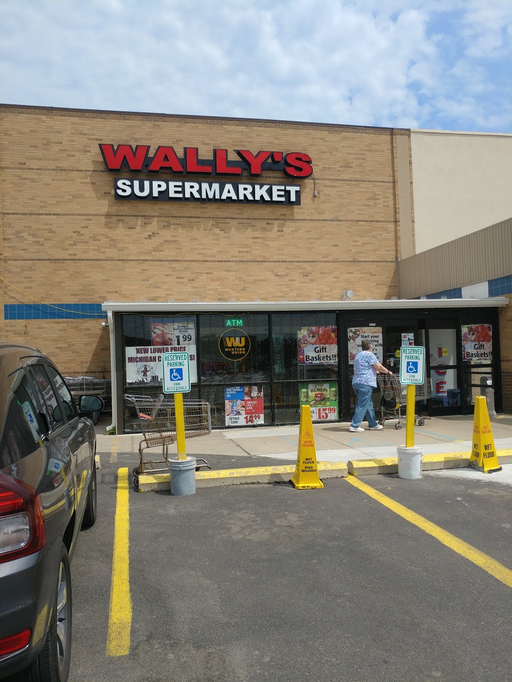 Wallys Supermarket | 3200 Gratiot Blvd, Marysville, MI 48040, USA | Phone: (810) 364-9500