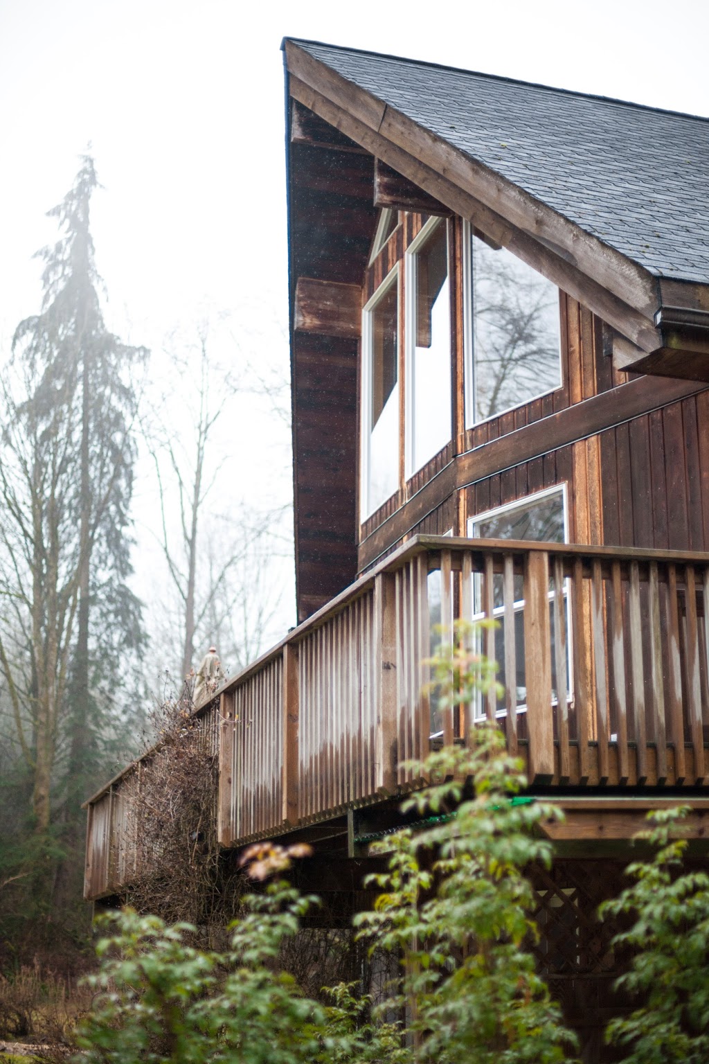 Mt Baker Bed and Breakfast | 9434 Cornell Creek Rd, Deming, WA 98244, USA | Phone: (360) 599-9111