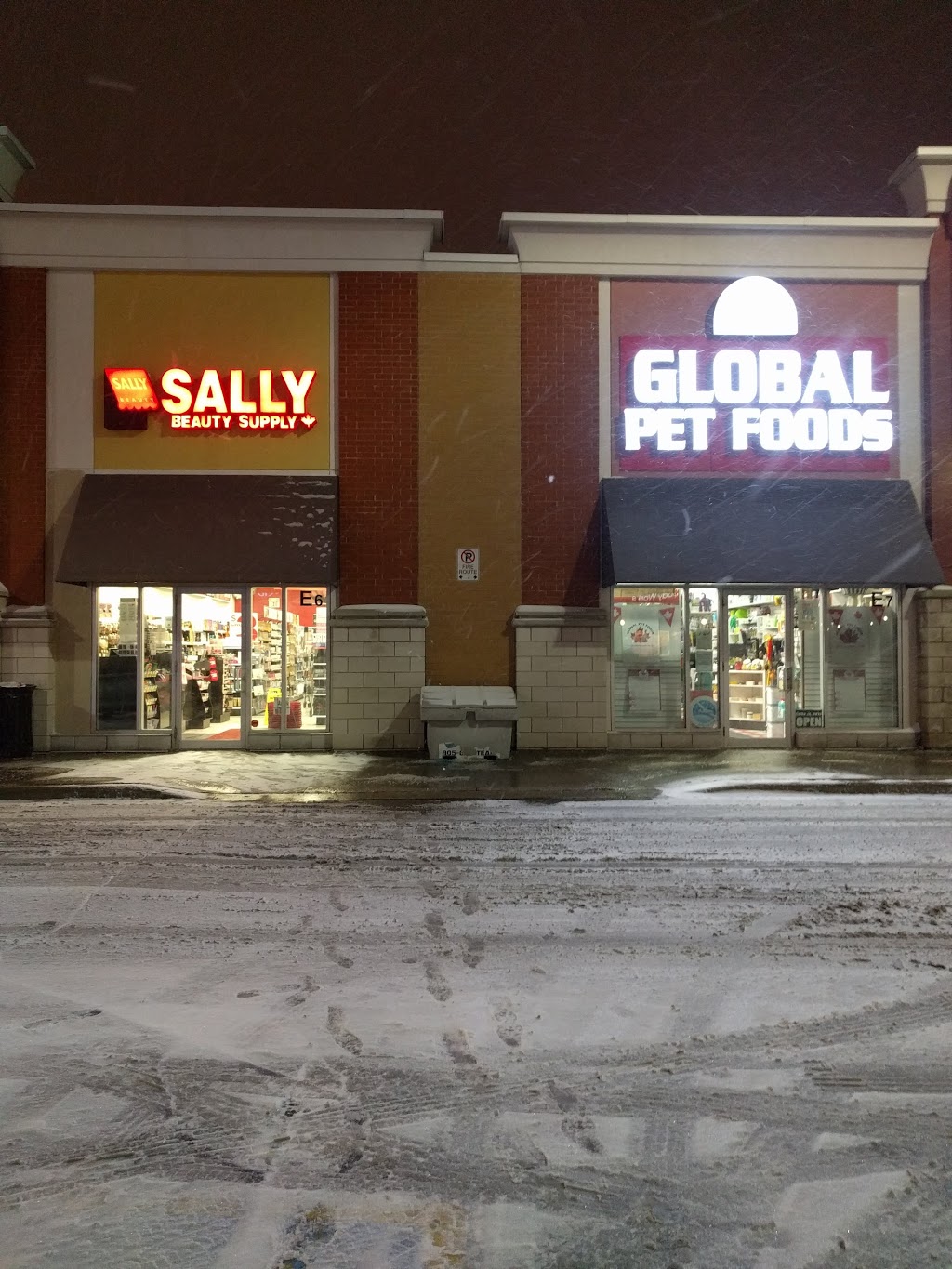 global pet foods warden and eglinton