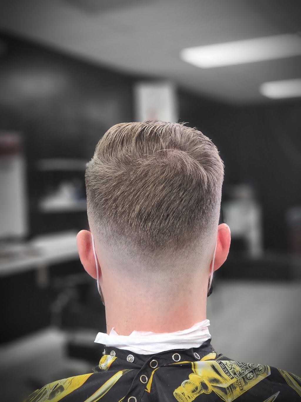 Oro Barber Shop | 23 Macdonell St, Guelph, ON N1H 2Z4, Canada | Phone: (519) 763-3203
