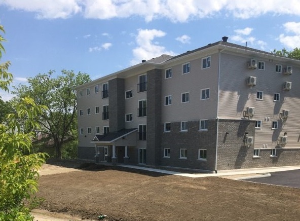 320 Lake Residences | 320 Lake St, Pembroke, ON K8A 5M2, Canada | Phone: (613) 883-1711