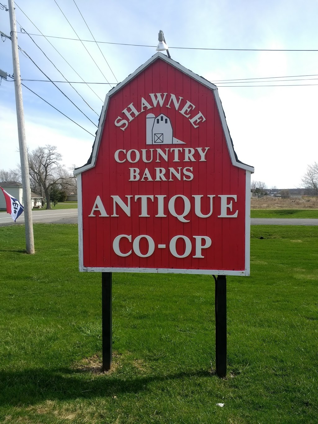 Shawnee Country Barns Antique Co Op 6608 Shawnee Rd North