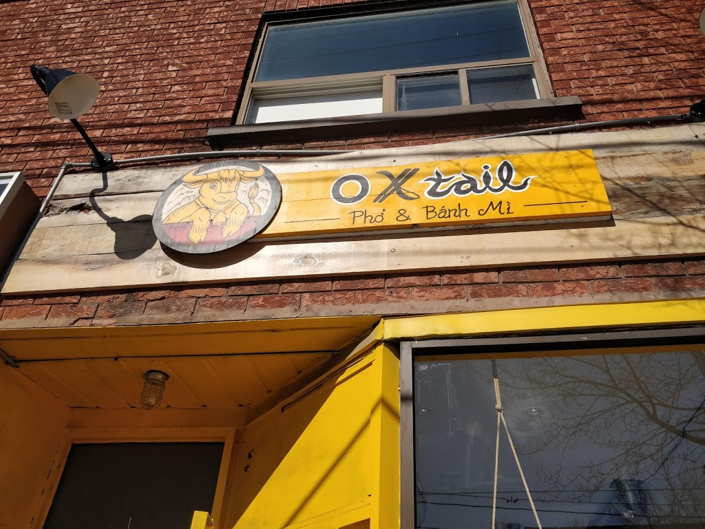 Oxtail Pho - Bánh Mì - Phở Đuôi Bò | 814 Dundas St W, Toronto, ON M6J 1V3, Canada | Phone: (416) 537-0188