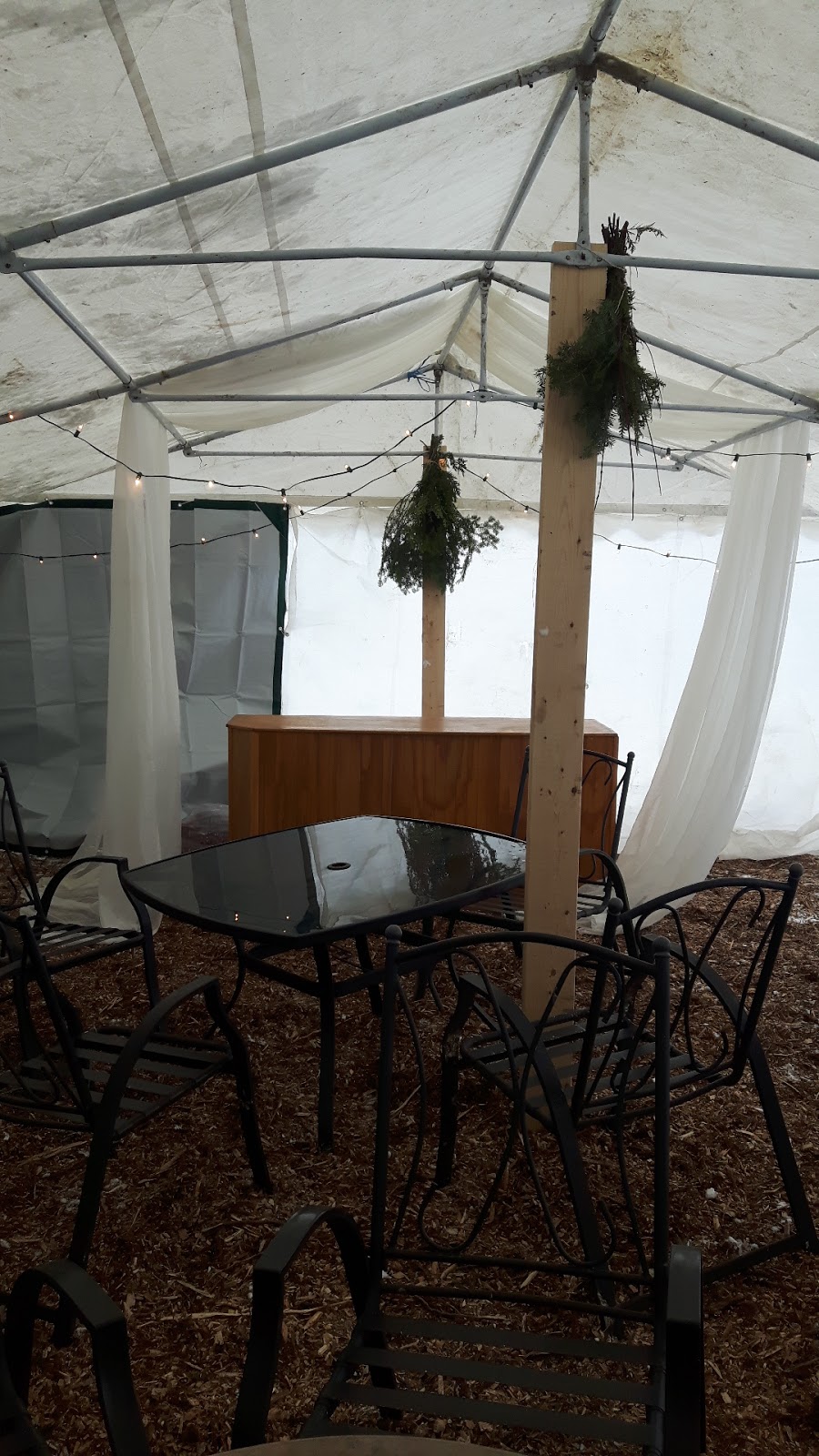 Christkindl Market | 393889 Concession 2, Priceville, ON N0C 1K0, Canada | Phone: (519) 372-6570